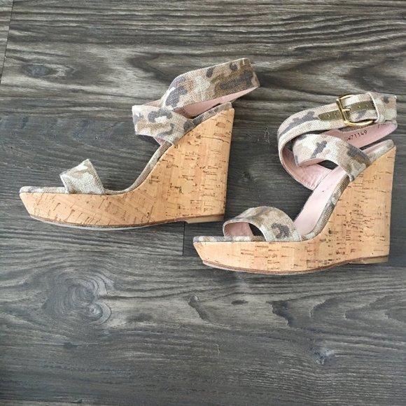 Stuart Weitzman Xray Linen Cork Wedge, Tan Camo - Picture 9 of 10